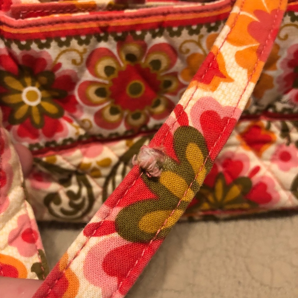 Vera Bradley Lunch Bag - Picture 4 of 4